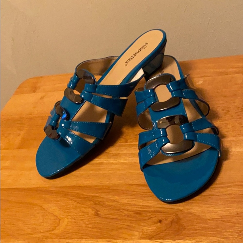 Aqua Slip on Sandals       New
